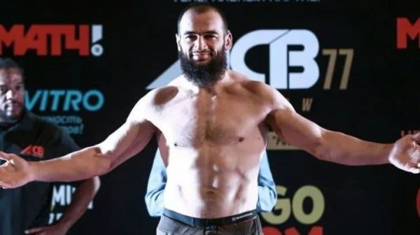 Альберт Дураев стал бойцом UFC